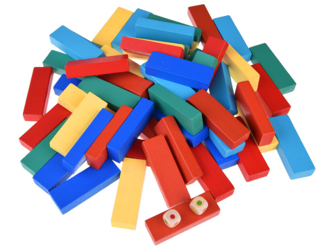 Gra JENGA - chwiejąca się wieża Kolorowe klocki z drewna Gra JENGA - chwiejąca się wieża Kolorowe klocki z drewna